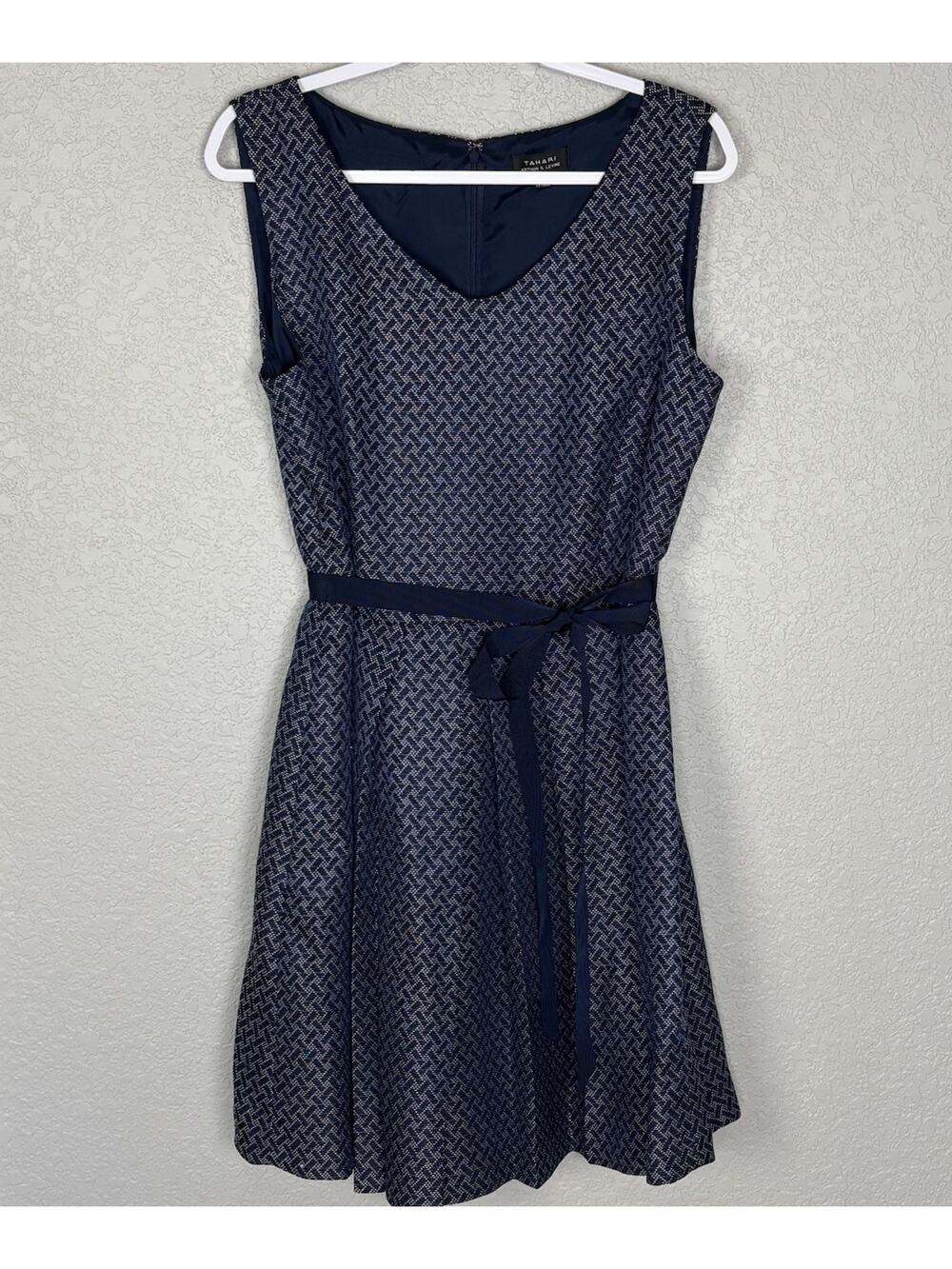 Tahari Womens Fit & Flare Dress Pleated Sleeveless Navy Blue Silver Size 14